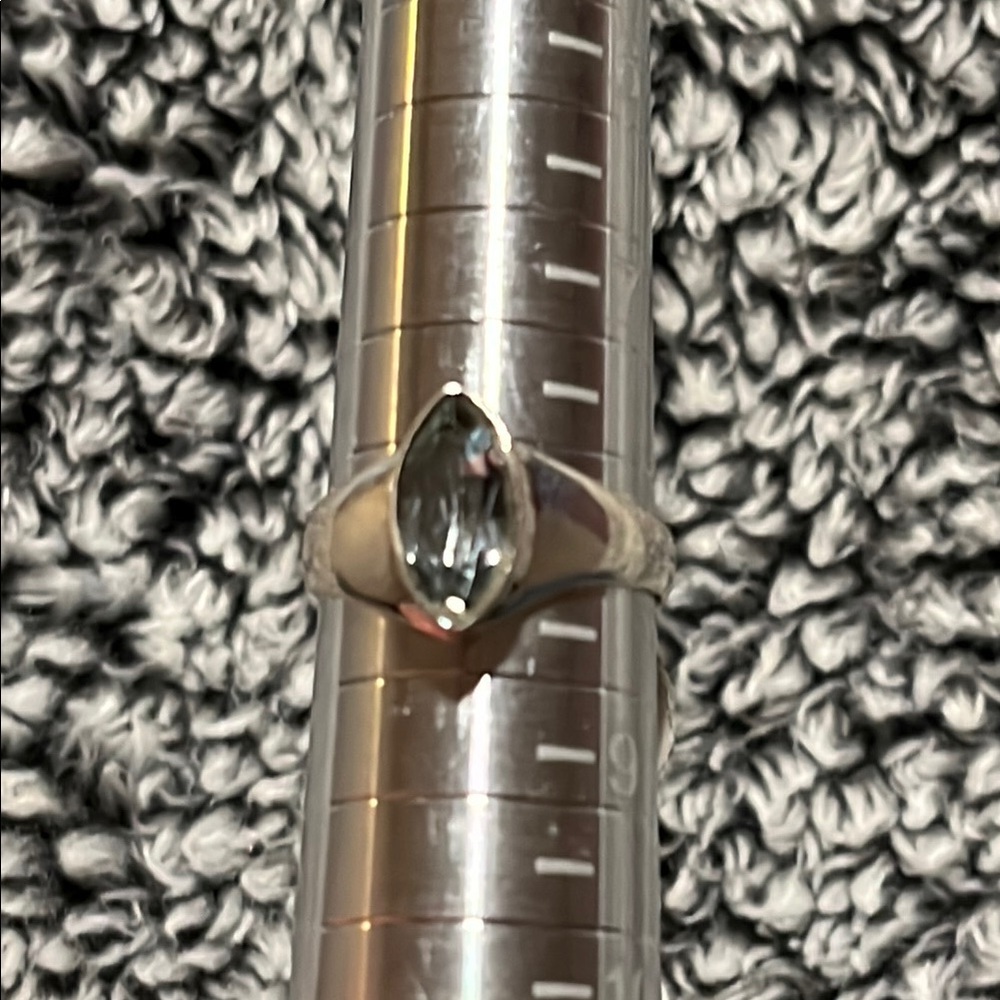 NWOT Silver & Blue Topaz Marquise Ring 8